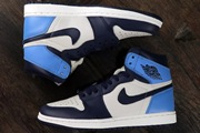 Jordan 1 Retro Obsidian UNC